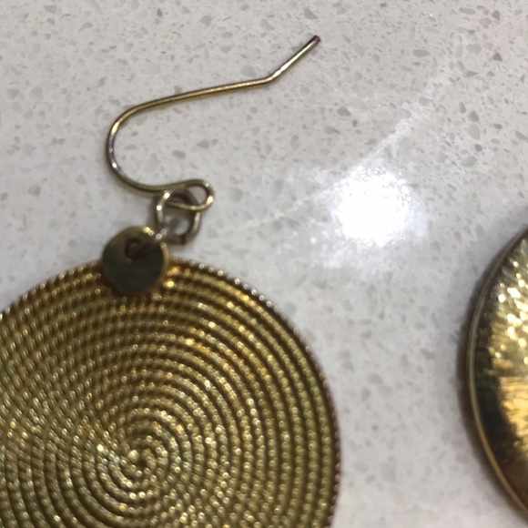 Banana Republic Gold statement earrings - Picture 4 of 5
